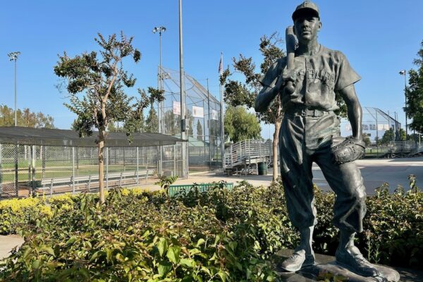 Ralph Kiner Statue